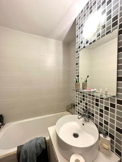 Apartament cu 2 camere decomandat, mobilat în Circumvalațiunii