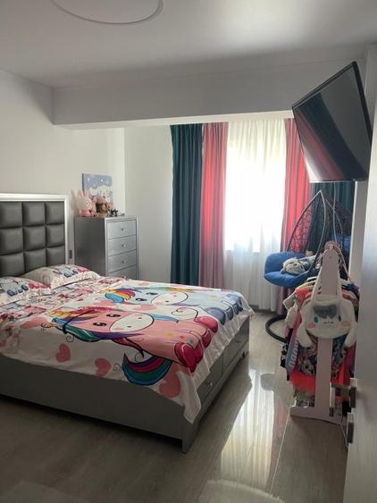 Se vinde apartament cu 3 camere  in Tomis Plus - 1