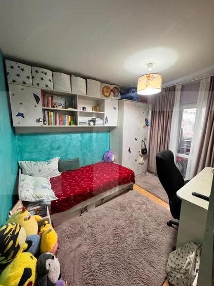 Apartament 3 camere, 80 mp, zona Central - Garii - 3