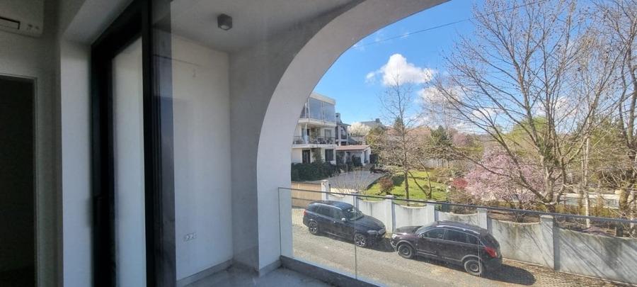 Vila Lux cu vedere la LAGUNA ALBASTRA - 51