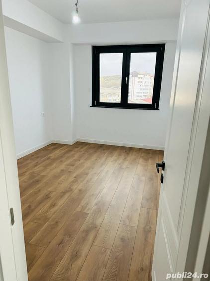 Vand apartament 3 camere Burdujeni, langa pizzeria For You - 3