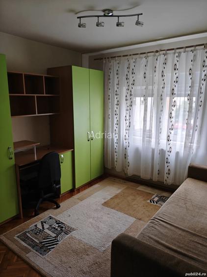 Inchiriez apartament 3 camere Inchiriez apartament 3 camere