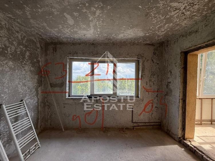 Apartament cu 3 camere, 2 bai, 2 balcoane, decomandat, zona Freidorf - 5