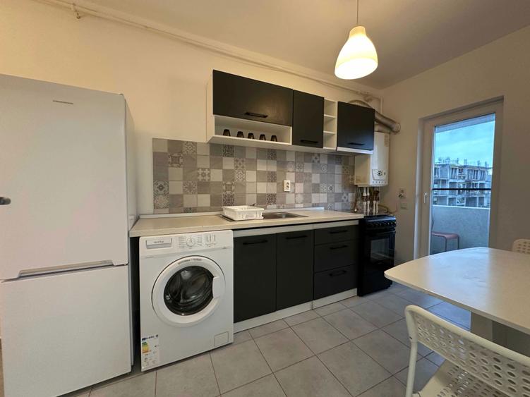 Garsoniera decomandata, renovata - 2