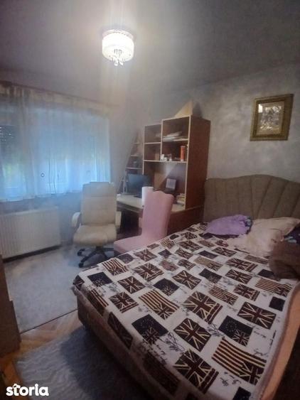 Apartament cu 3 camere, mobilat în Girocului — fotografia 1