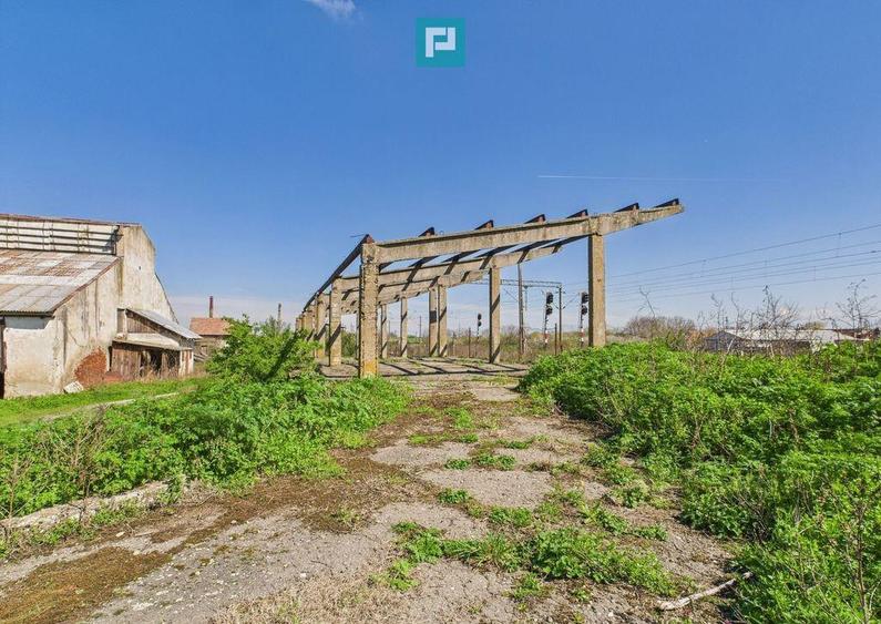 Spa?iu industrial, rampa ?i acces la calea ferata - 15