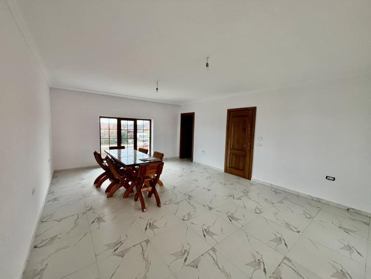 Casa Exclusivista, Teren Generos, Comision 0% - 10