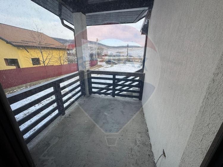 Casa  si  teren zona Balaurul - 45