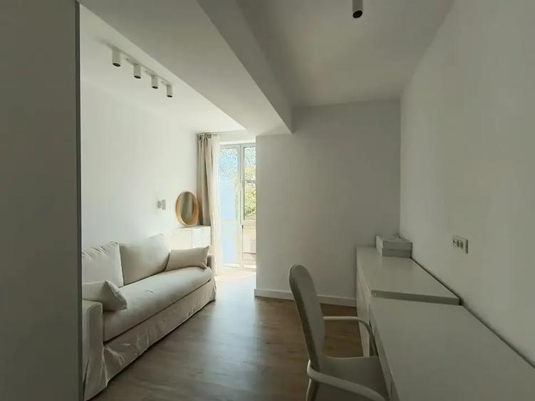 Apartament 3 Camere, 2 Bai, Balcon, in elegantul Cartier Armenesc - 6