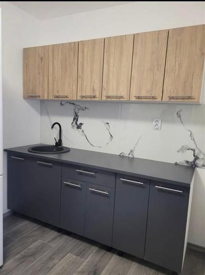 RECO Apartament 3 camere decomandat - 6