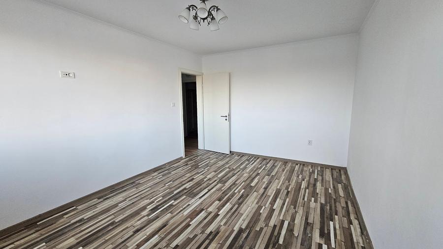 Vand apartament 2 camere renovat Eroii Revolutiei/ Cutitul de Argint - 3