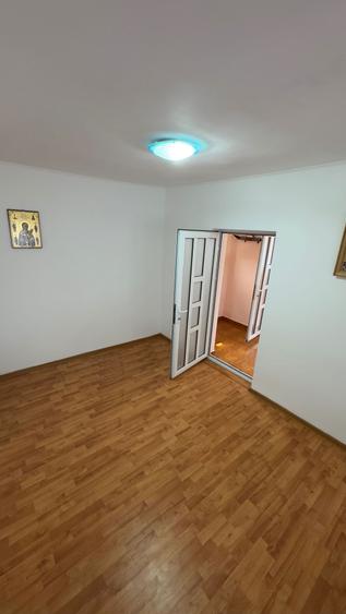 Vand casa + teren in Targu Frumos - 1