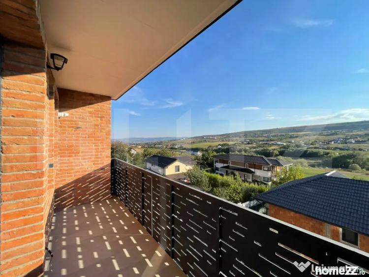 Apartament cu 2 camere semidecomandat în Chinteni