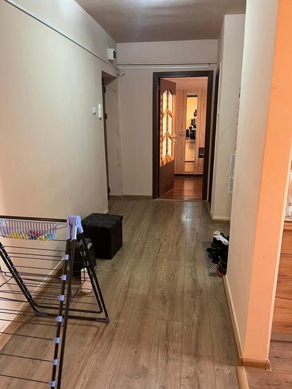 Apartament 2 camere. Aurel Vlaicu,etajul 4 - 5