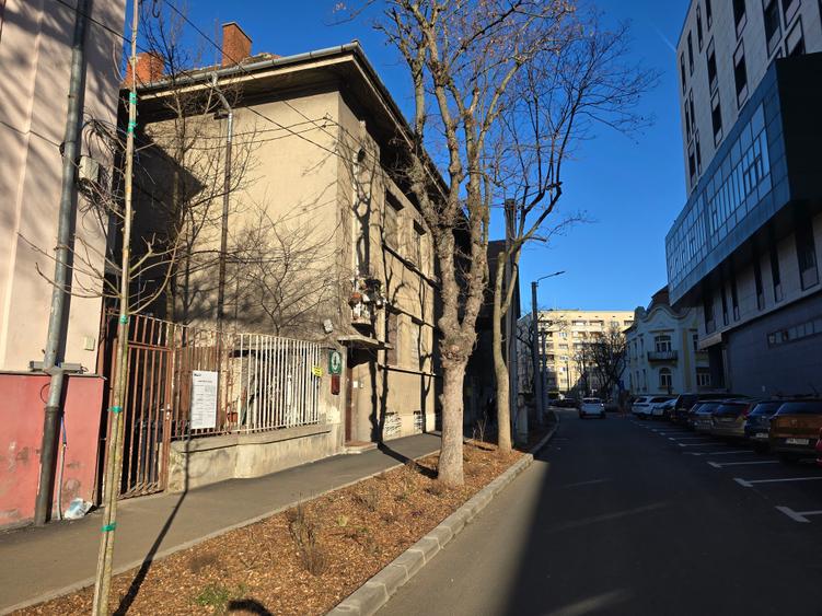 Birou locatie  centrala, str Paris - 4