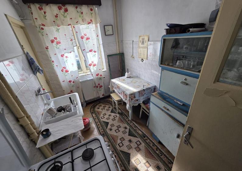 Apartament 3 camere CENTRU - piata si faleza - 7