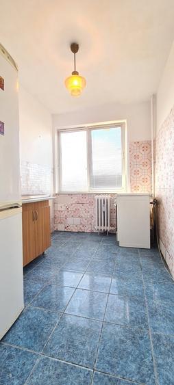 Brancoveanu stradal, apartament de 2 camere , decomandat.52mp,57900 Euro. - 4