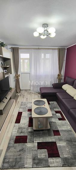 Apartament 3 camere decomandat, mobilat și utilat, la 2 minute de metrou Valea I