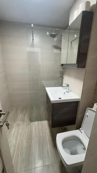 Inchiriez apartament 3 camere, centrala proprie, 1 mai - 5