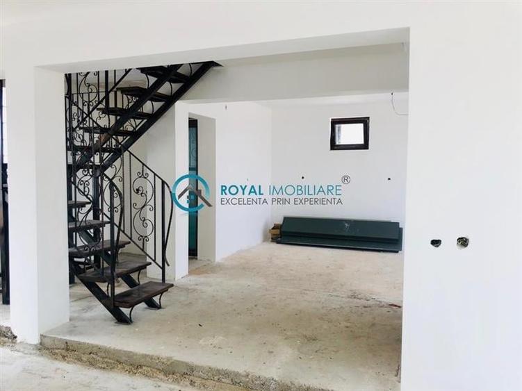 Royal Imobiliare - Vanzari Vile zona Albert - 4