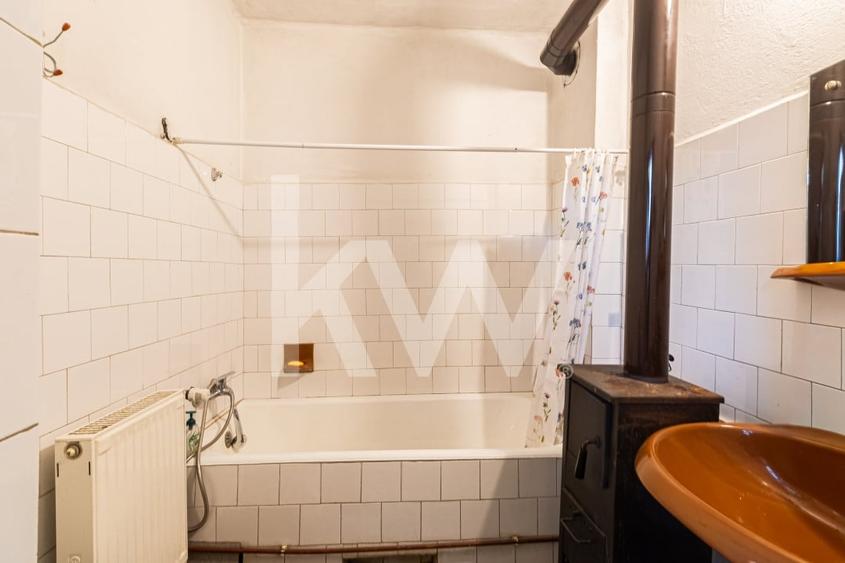 Casa individuala de vanzare 318 mp utili + 571 mp teren Comision 0% - 10