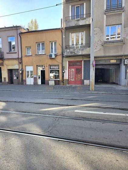 Casă de vânzare Str. 11 Iunie – lângă Parcul Carol,  Comision 0% - 7