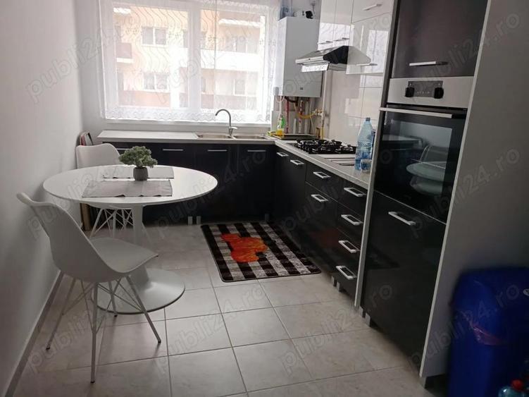 Inchiriez apartament 3 camere mobilat, utilat modern, Subcetate, 75 mp - 10