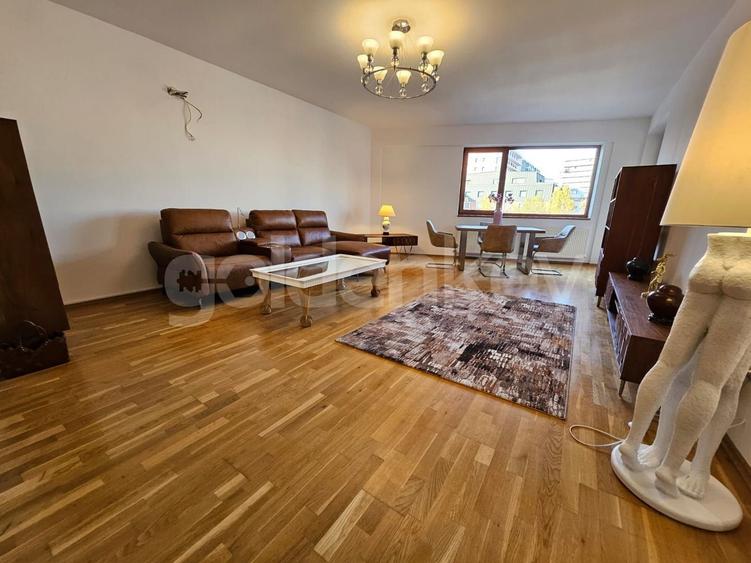 Apartament cu 3 camere langa parc | 2 garaje si boxa | 129mpc - 2