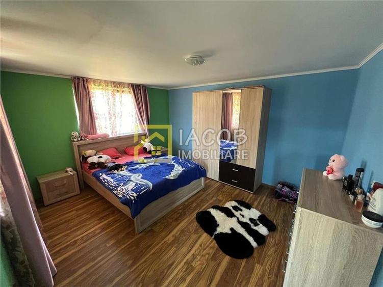 Casa parter (caramida) cu anexa (BCA) pe un teren 1180 mp, sat Strugari, jud Bac - 4