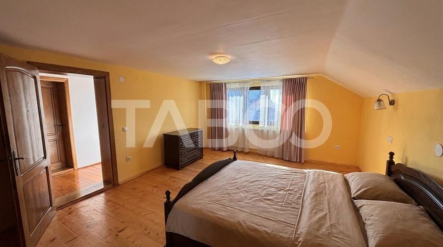 Casa de vanzare  zona Sura Mare individuala 900 mp teren - 12