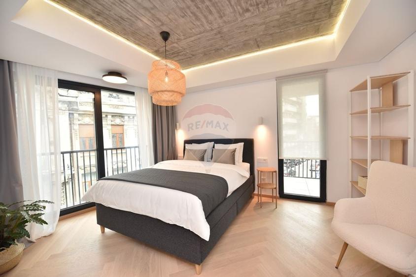 UNICAT | Apartament 3 camere imobil 2024 | Piata Universitatii - 5