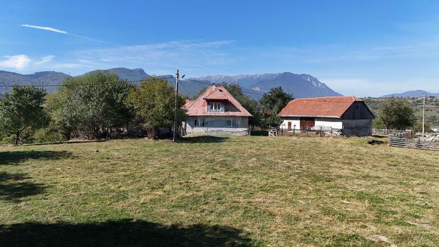 Teren Generos cu Utilități și Vedere Panoramică | Sohodol–Bran - 1