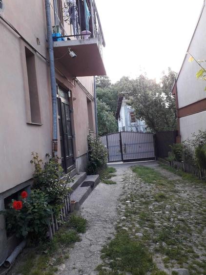 Casă cu 3 camere cu Teren 280 Mp în Răzvad
