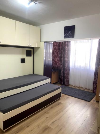 Apartament cu 2 camere decomandat în Ultracentral