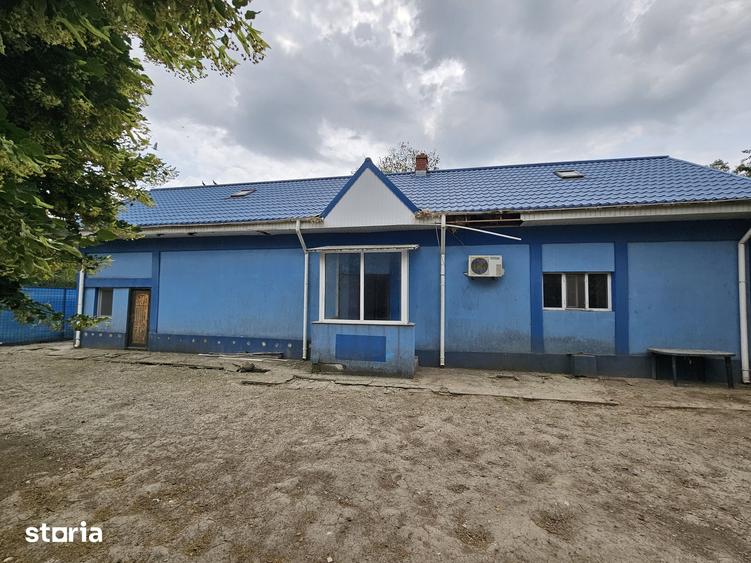 Casă cu 4 camere cu Teren 1249 Mp în Central