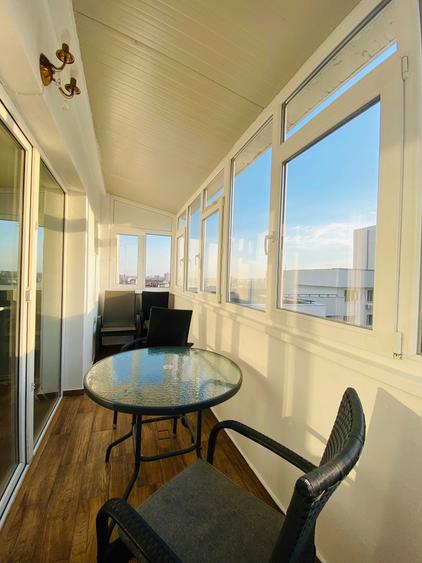 Apartament cu 4 camere decomandat în Apusului