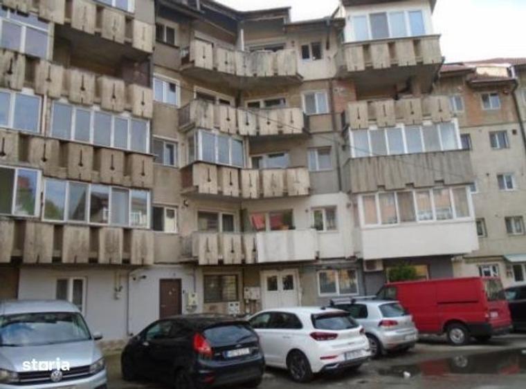 Licitatie-Apartament 2 camere Petrosani, jud Hunedoara - 2