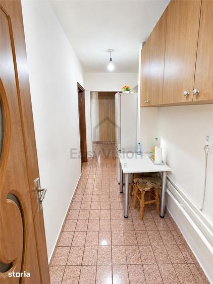 Garsonieră decomandată în Vitan