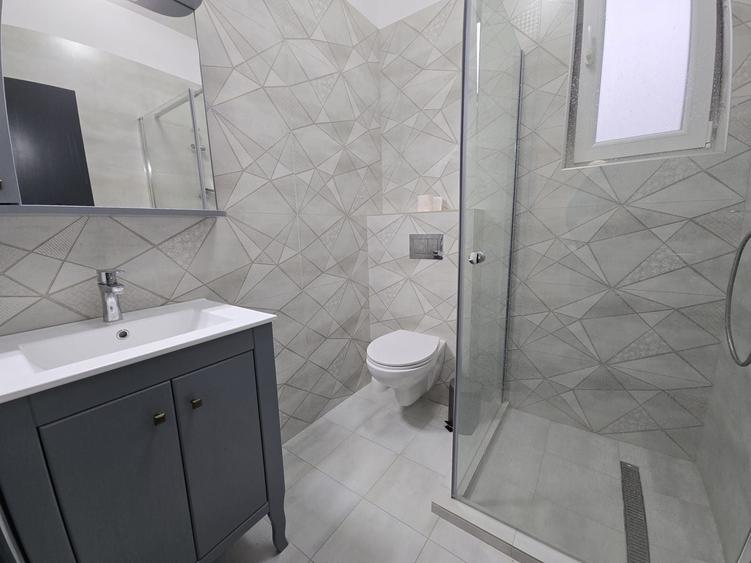 Casă individuală cu 3 camere cu Canalizare în Berceni
