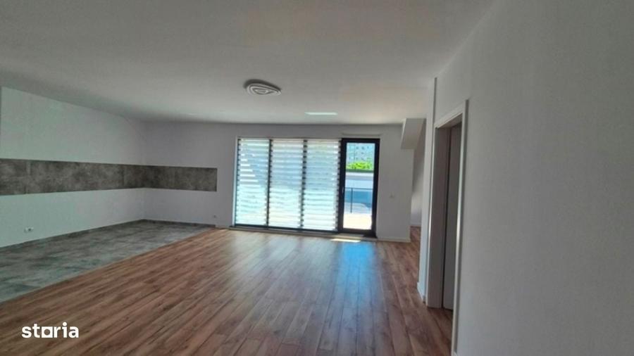 Spațiu comercial, de 80 mp, în Central