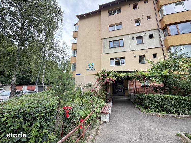 Apartament cu 2 camere decomandat în Valea Cetății