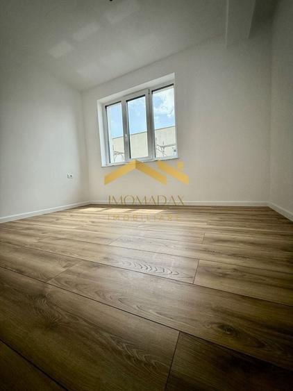 Duplex cu 4 camere cu Canalizare în Bucovăț (Remetea Mare)