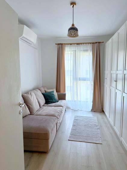 Apartament cu 3 camere decomandat în Pipera