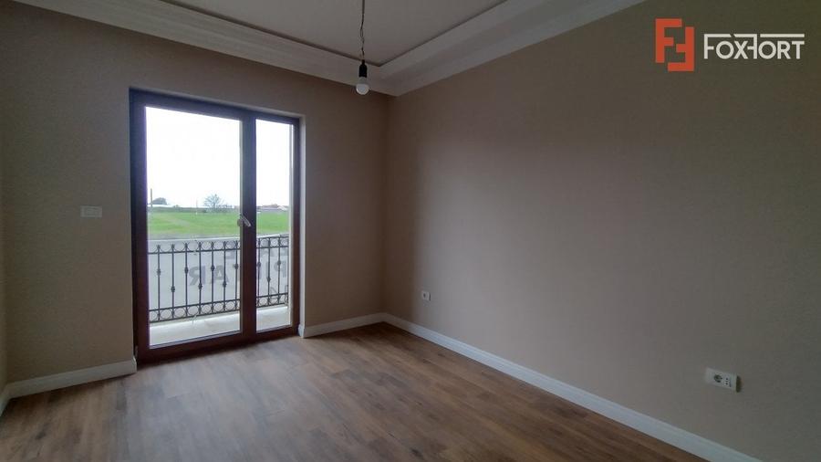 Duplex cu 4 camere cu Teren 280 Mp în Săcălaz