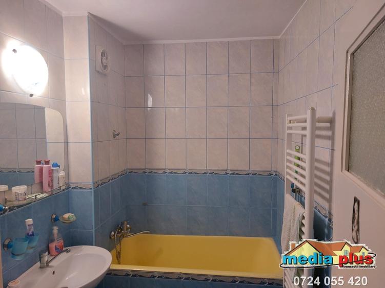 Apartament cu 2 camere semidecomandat în Țiglina 1