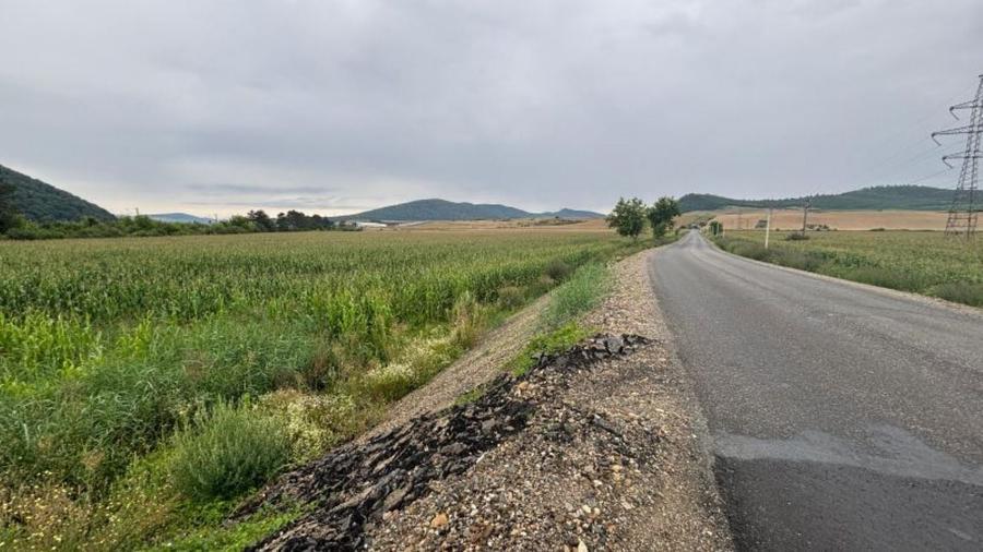 Teren agricol extravilan de 4300 mp, în Sărata