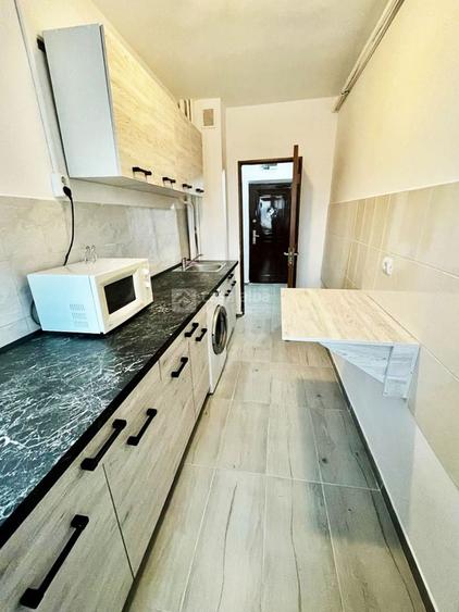 Apartament cu 2 camere decomandat, mobilat în Centru Civic