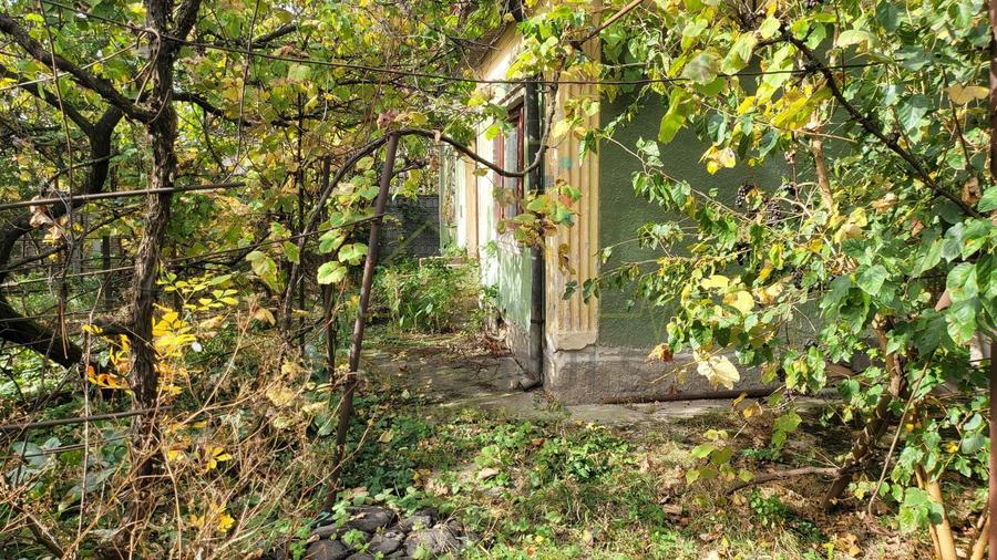 Teren Construcții intravilan de 1842 mp, în Girocului
