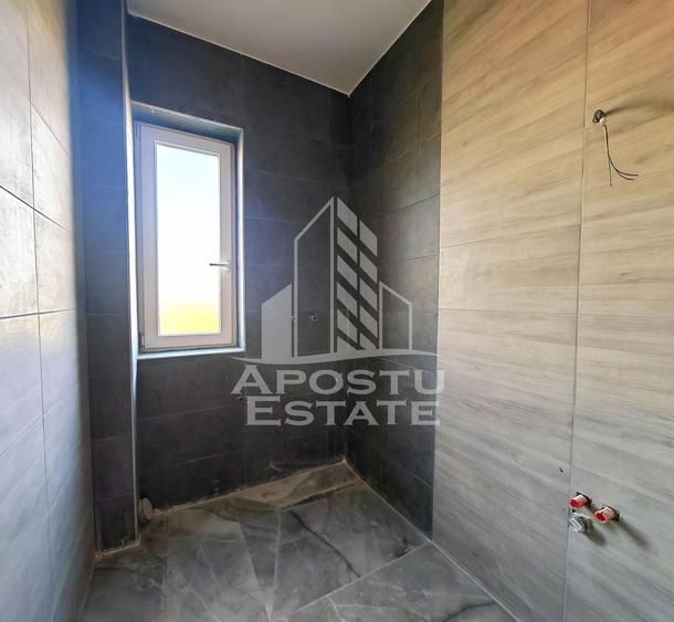 Apartament cu 3 camere decomandat în Giroc