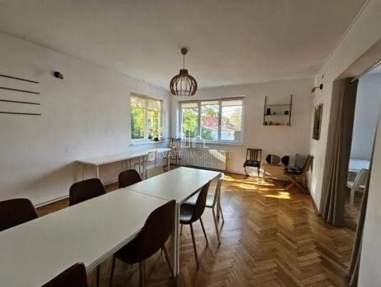 Spațiu comercial, de 550 mp, în Platou